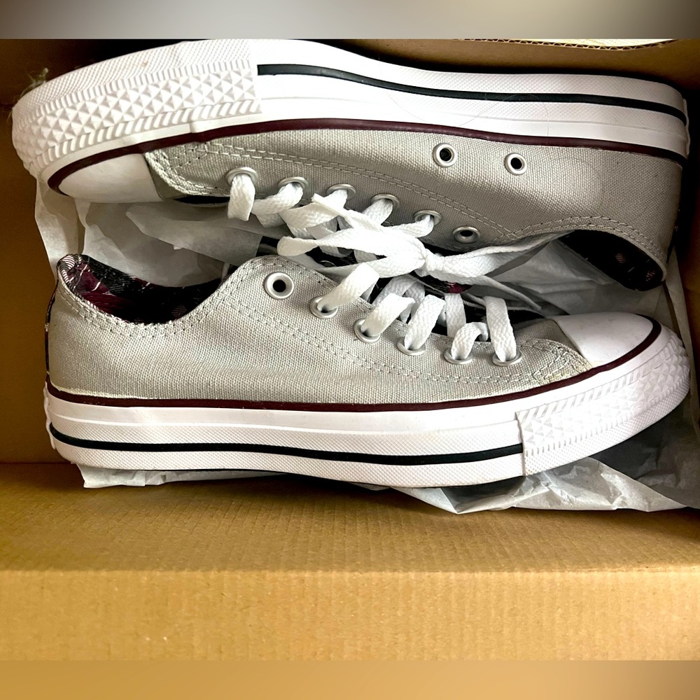 Converse Chuck Taylor Sneakers